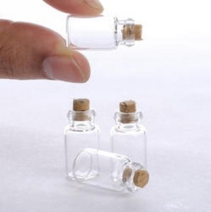 mini glass bottles3